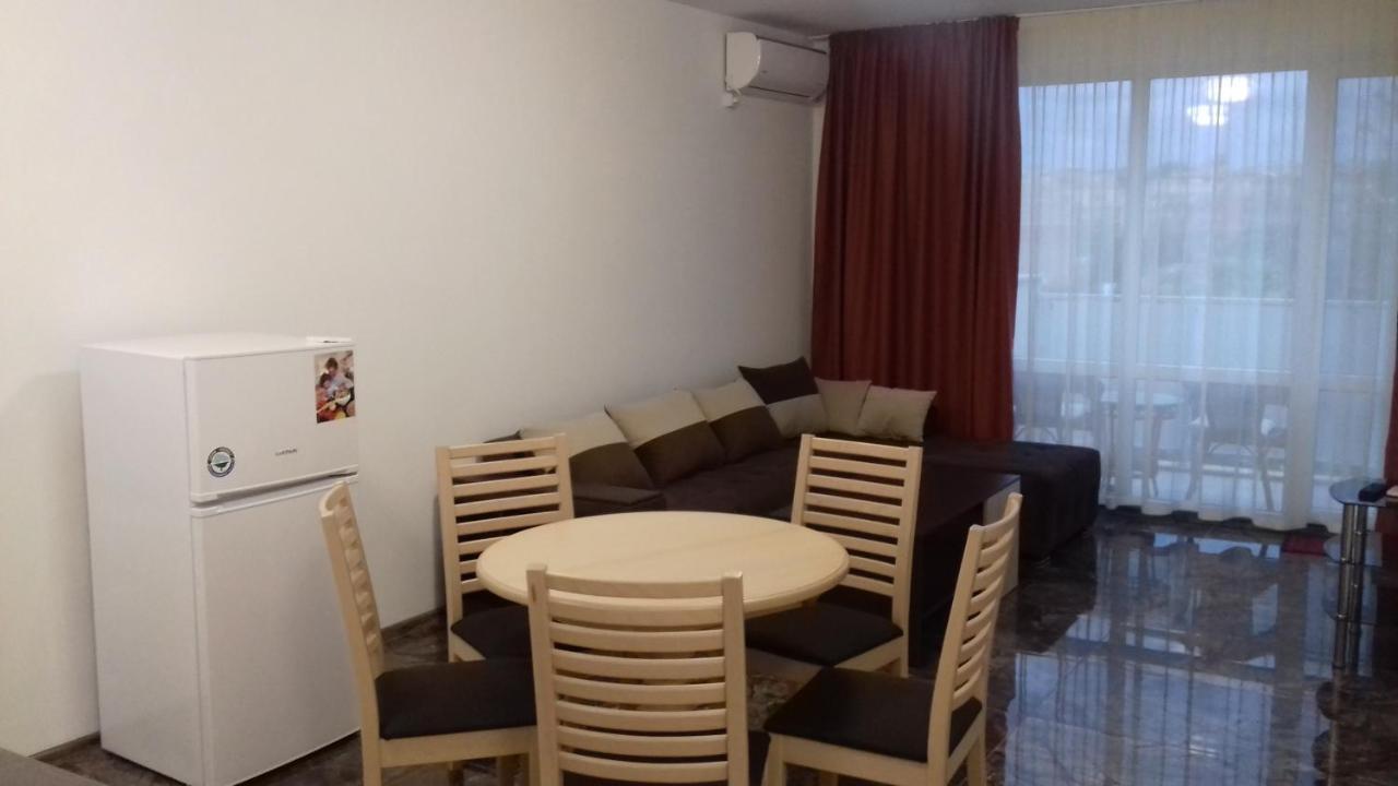 Apartment Kaloyan *